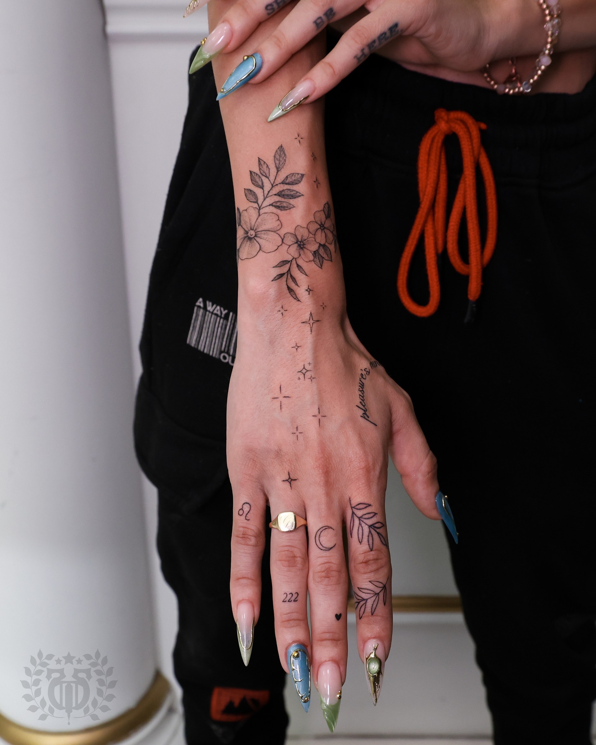 Minimalist fine-line tattoo at Apollo Studio Los Angeles